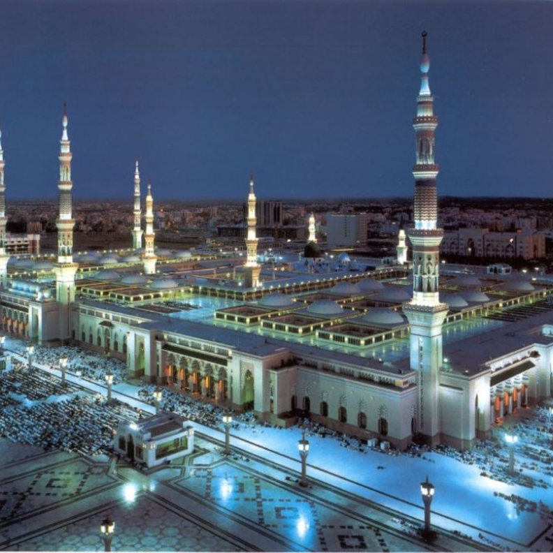 المسجد النبوي بالمدينة المنورة