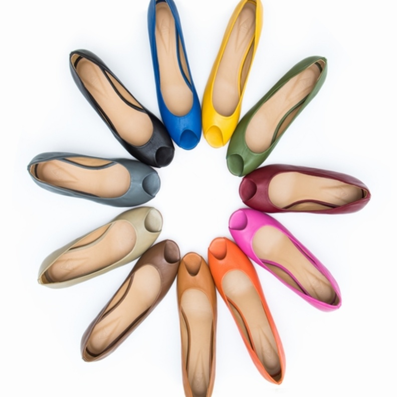 ليڤيل ملتقى الأحذية يقدّم أحذيةDAS 