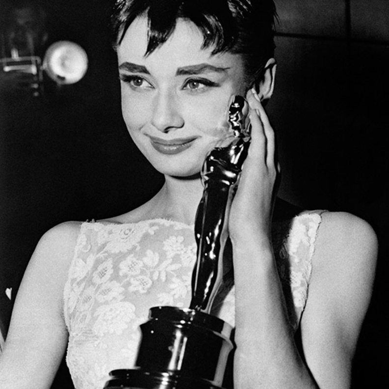 ادوري هيوربون دموع لاتنسى 25 مارس 1954