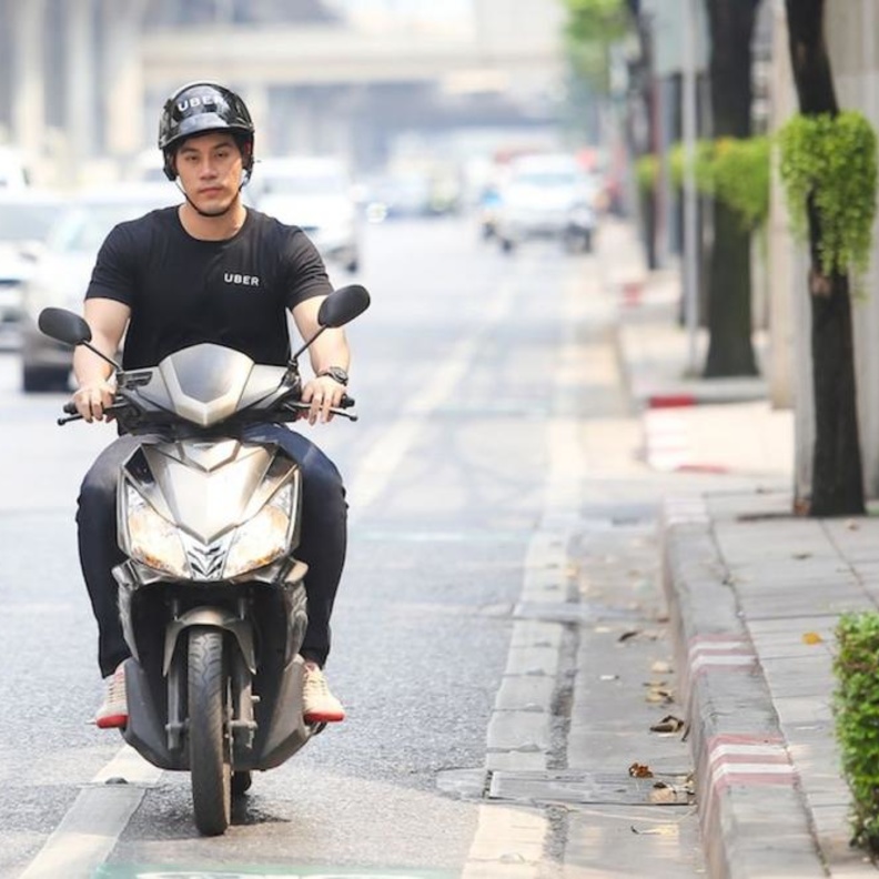 التوصيل عبر الدراجات النارية من أوبر!