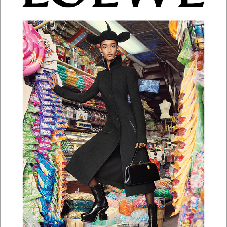 بث مباشر من باريس لعرض أزياء LOEWE  لخريف شتاء 2019