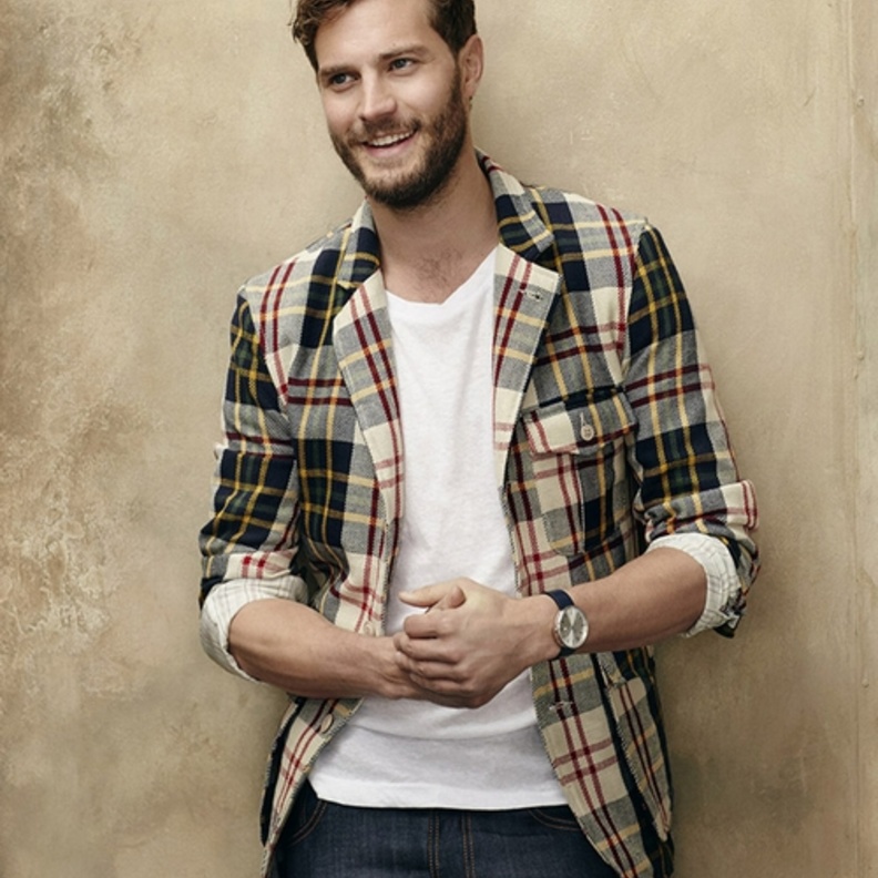 سترة كارو ملونة لأسلوب كاجوال يتميز به جيمي دورنان