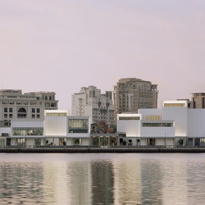 "دبي للثقافة" تدعم منصة "فن جميل" لرفد وتمويل الفنانين والمبدعين في الإمارات