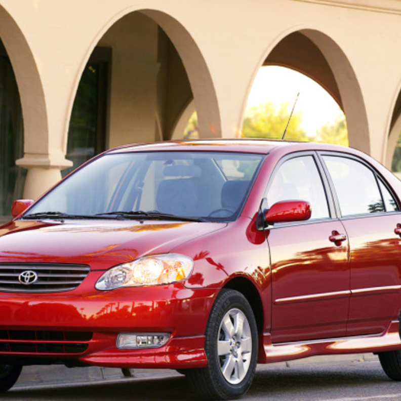 تويوتا تسحب 1.5 مليون سيارة بسبب الوسادات الهوائية