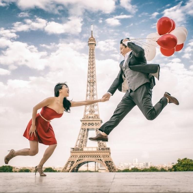 باريس عاصمة صور الثنائيات