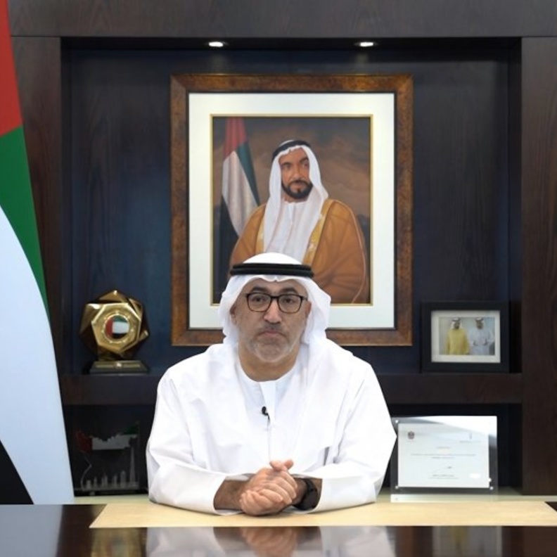 وزير الصحة ووقاية المجتمع في الإمارات يؤكد على ضرورة الإجراءات الوقائية خلال في العيد