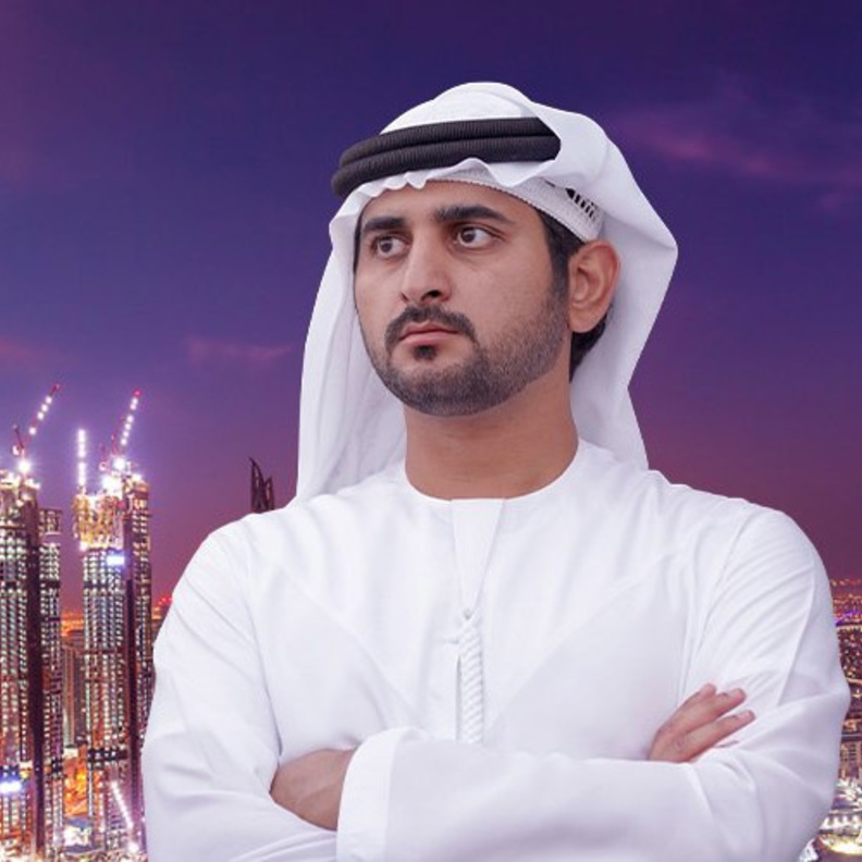 مكتوم بن محمد : كل عيد وابنة الإمارات تتألق أكثر