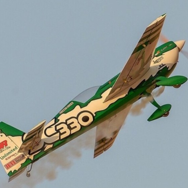 نموذج طائرة