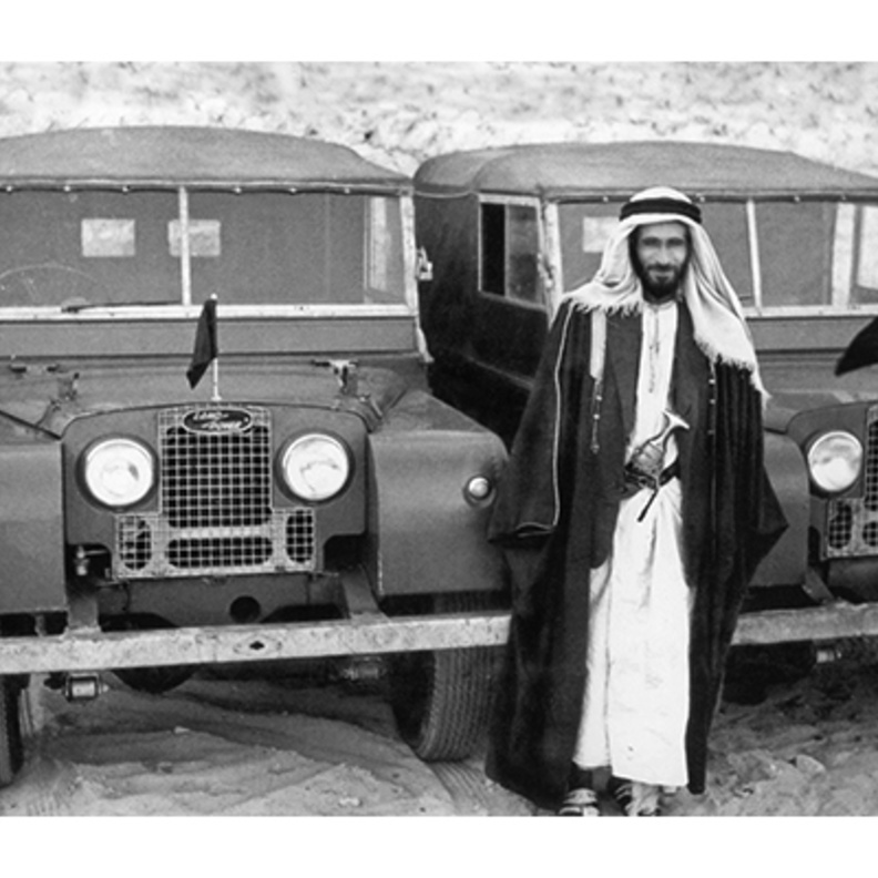 معرض "الرحول" للسيارات الكلاسيكية في قصر الحصن بأبوظبي