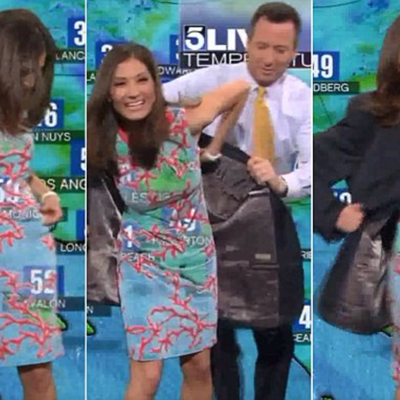 مذيعة تستر نفسها ببدلة زميلها اثناء نشرة الطقس 