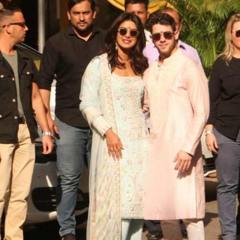 بدء مراسم زفاف بريانكا تشوبرا