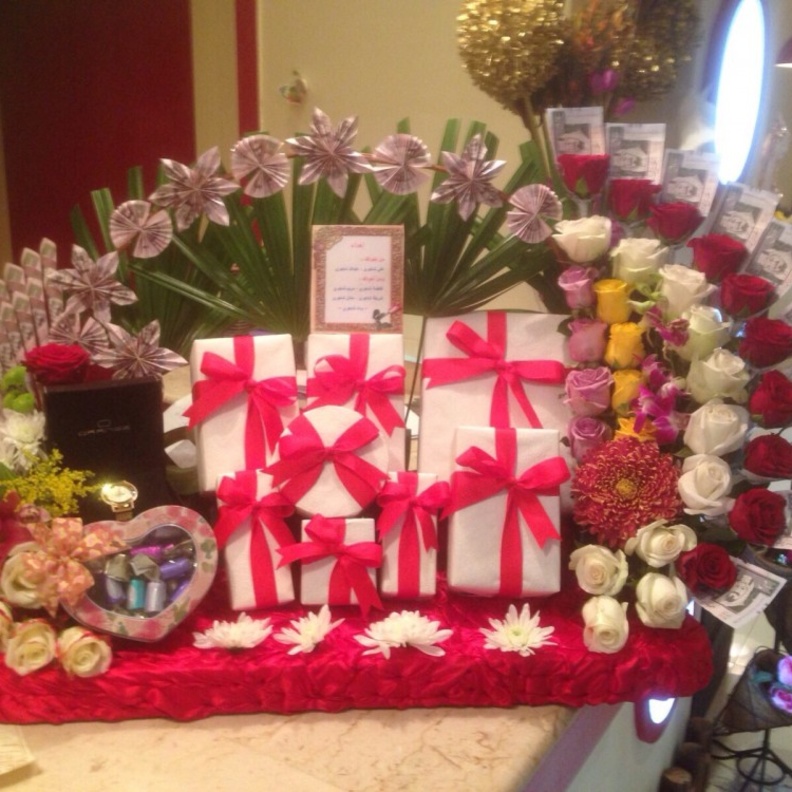 هدايا عديدة قدمت تريم لعملهن