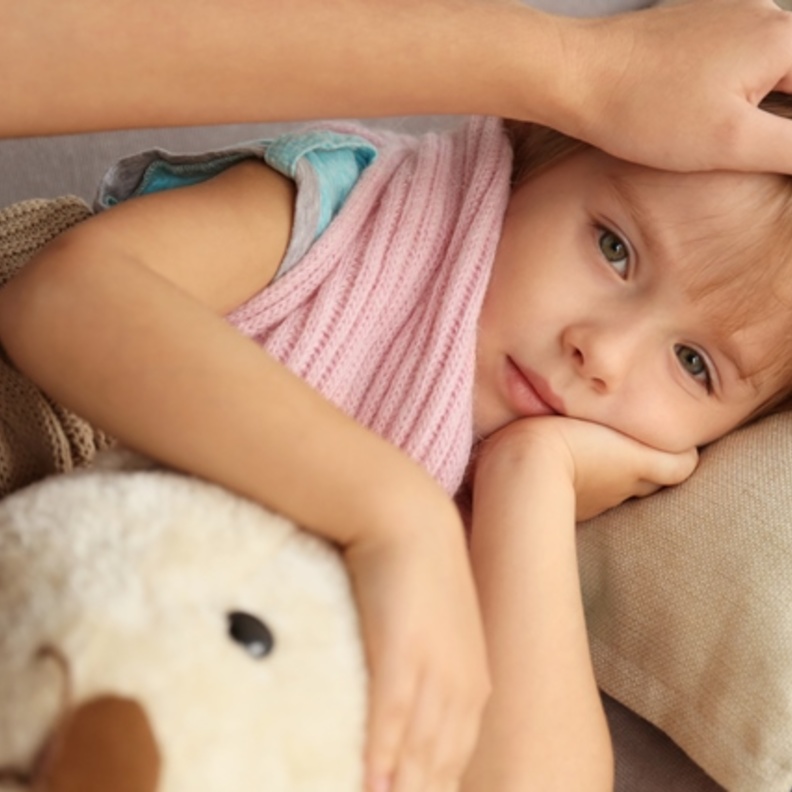 اسباب التهاب الحلق عند الاطفال وعلاجه