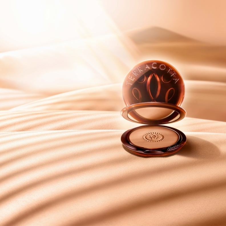 Terracotta من  Guerlainتركيبة فريدة ورقيقة وحريريّة