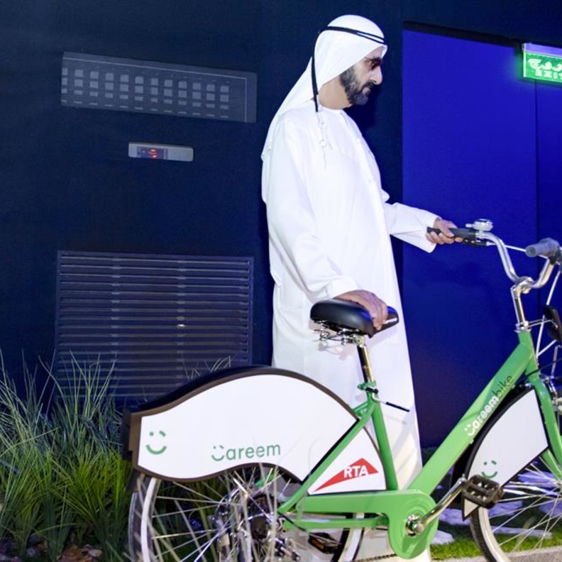 محمد بن راشد يعتمد حزمة من المشاريع المستقبلية لهيئة الطرق والمواصلات RTA