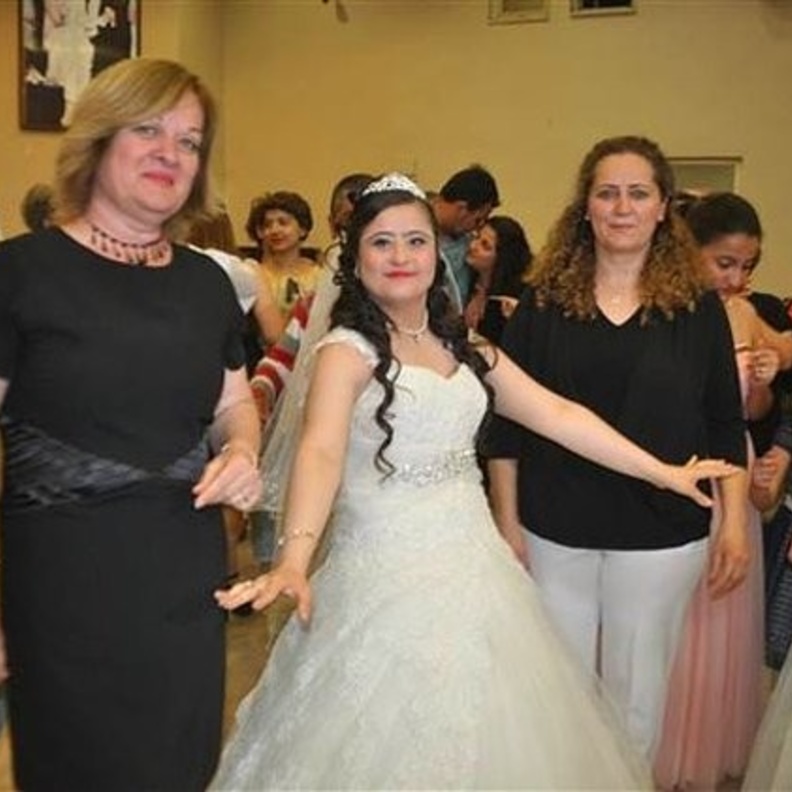 الفرحة مع الاهل والاصدقاء