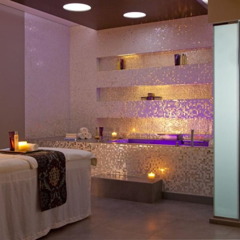 خدمات التدليك في السعودية فقط في الفنادق 5 و4 نجوم