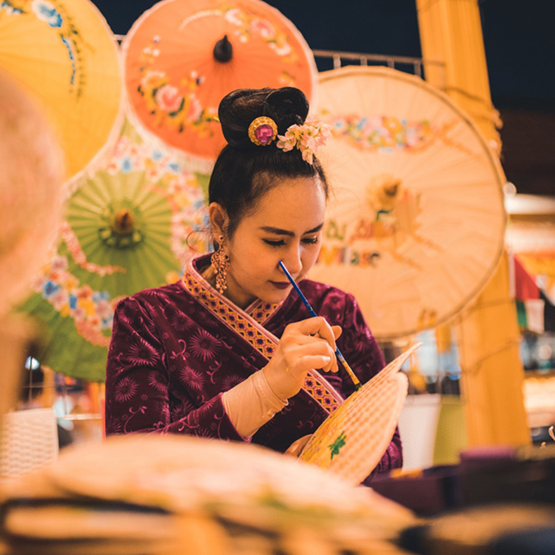 تسهيل إجراءات الحصول على تأشيرات دخول وإقامات العارضين في الموسم 25 للقرية العالمية