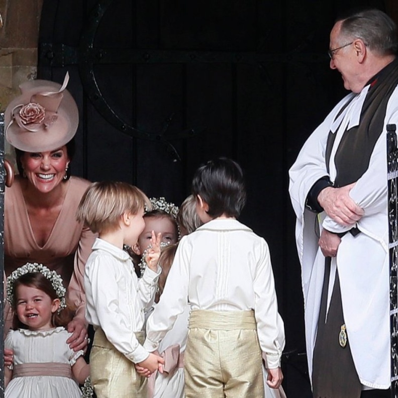 مشاركة الأمير جورج و الأميرة تشارلوت في حفل الزفاف