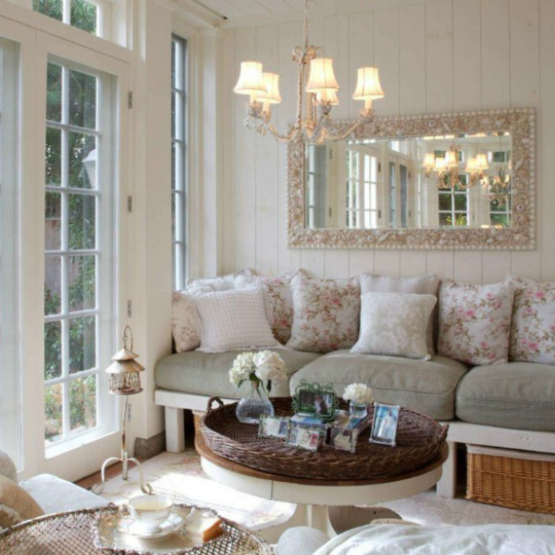 المخدات والاكسسوارات لجلسات جميلة في مساحات محدودة