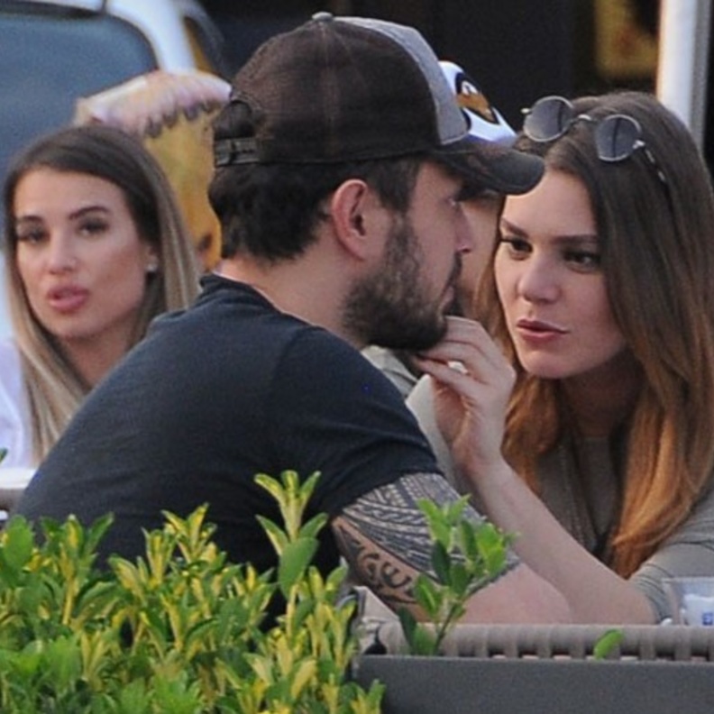 مراد بوز وأسلي أنفر