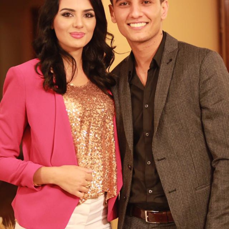 محمد عساف ووخطيبته لينا قيشاوي