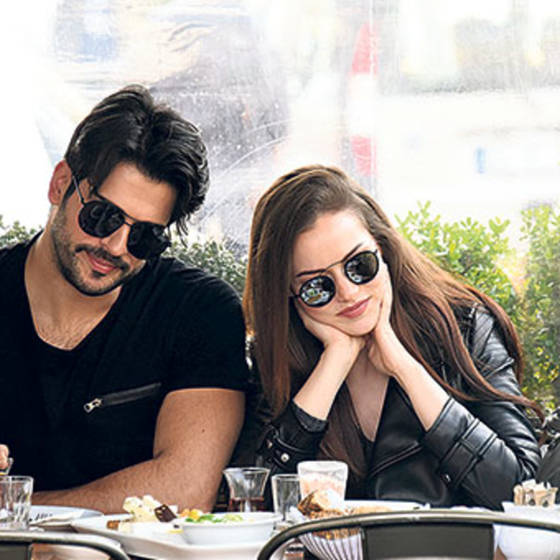 بوراق أوزجفيت وفهرية إفجان