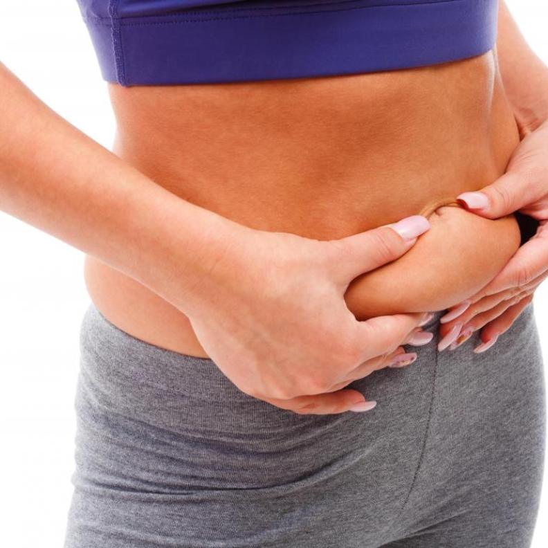 تجنبّي هذه العادات السيئة للتخلّص من دهون الخصر