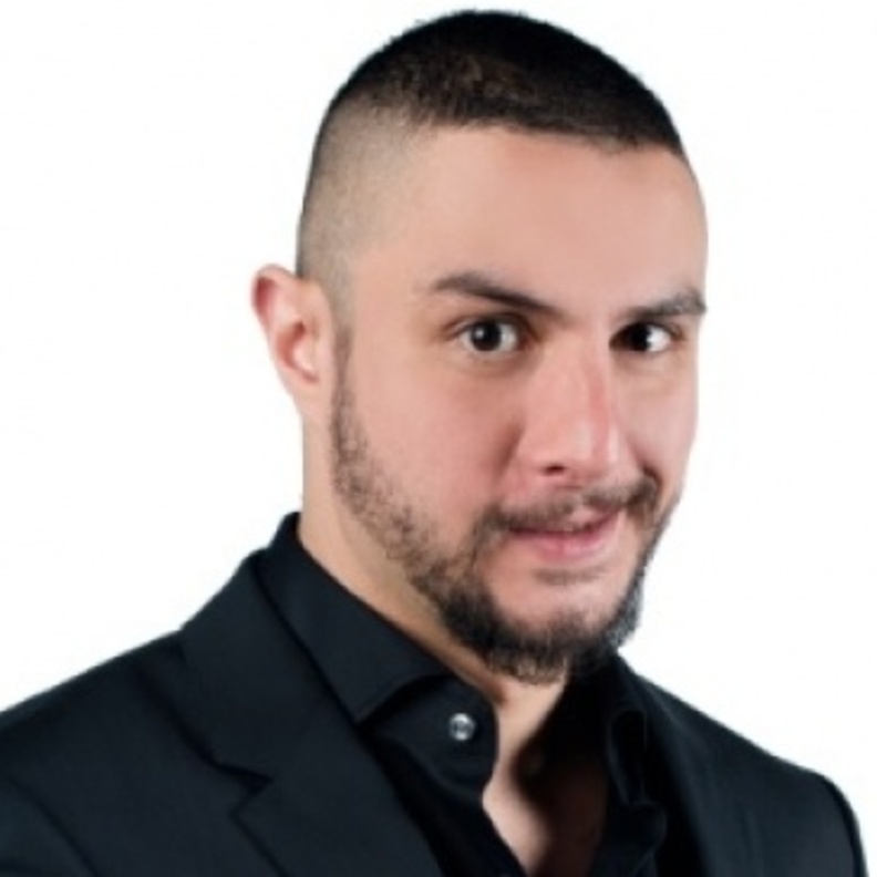 احمد الفيشاوي