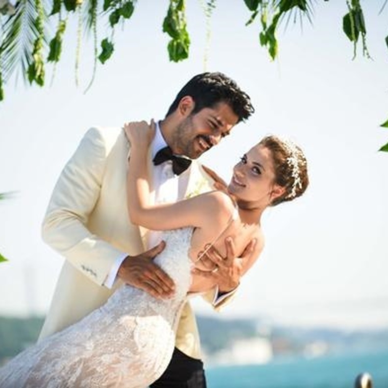 فهرية افجان وبوراك اوزجفيت