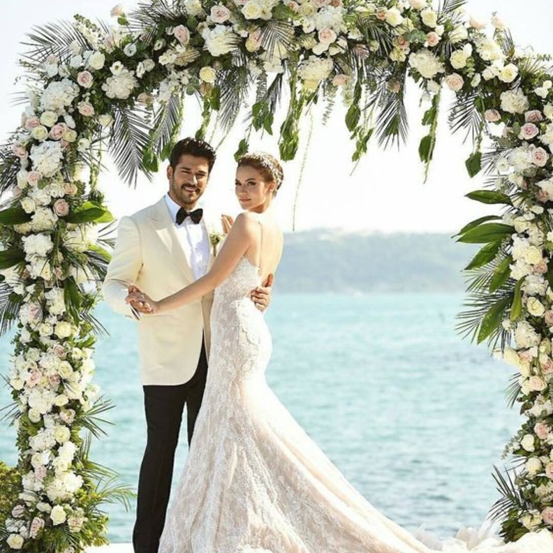 فهرية افجان وبوراك اوزجفيت