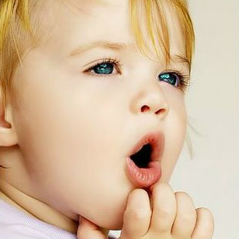 أسباب تأخر النطق عند الأطفال