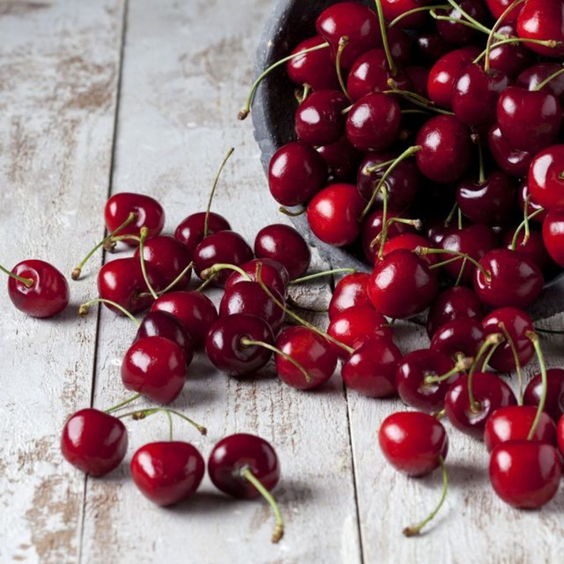 ما هي فوائد الكرز الغذائية 