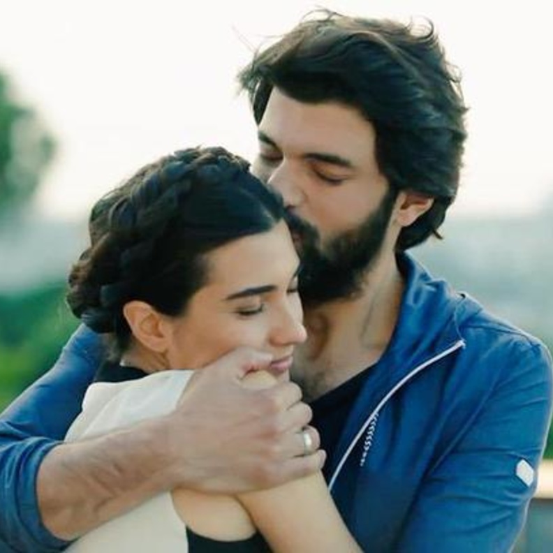 انجين أكيوراك وتوبا بويوكستون