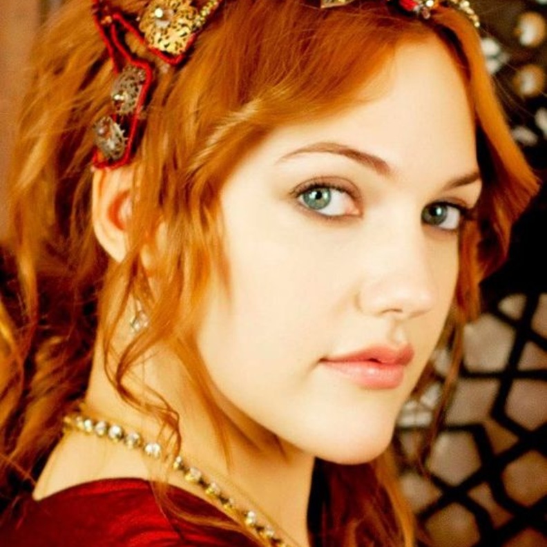 مريم أوزرلي