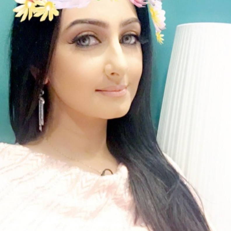 خلاف هيفاء حسين مع حليمة بولند