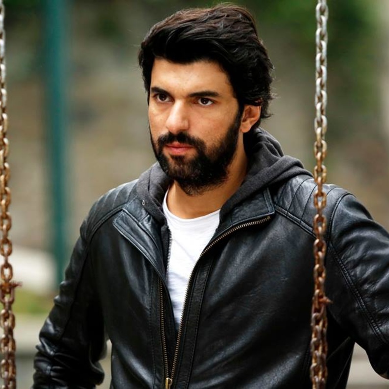 انجين اكيورك 