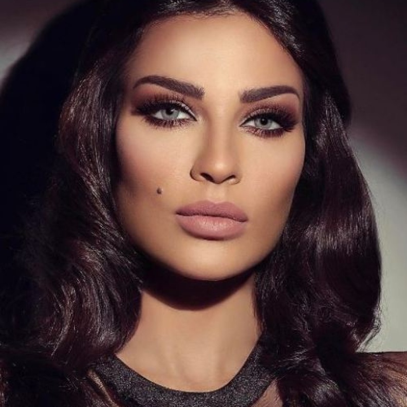 حواجب نادين نجيم 2017