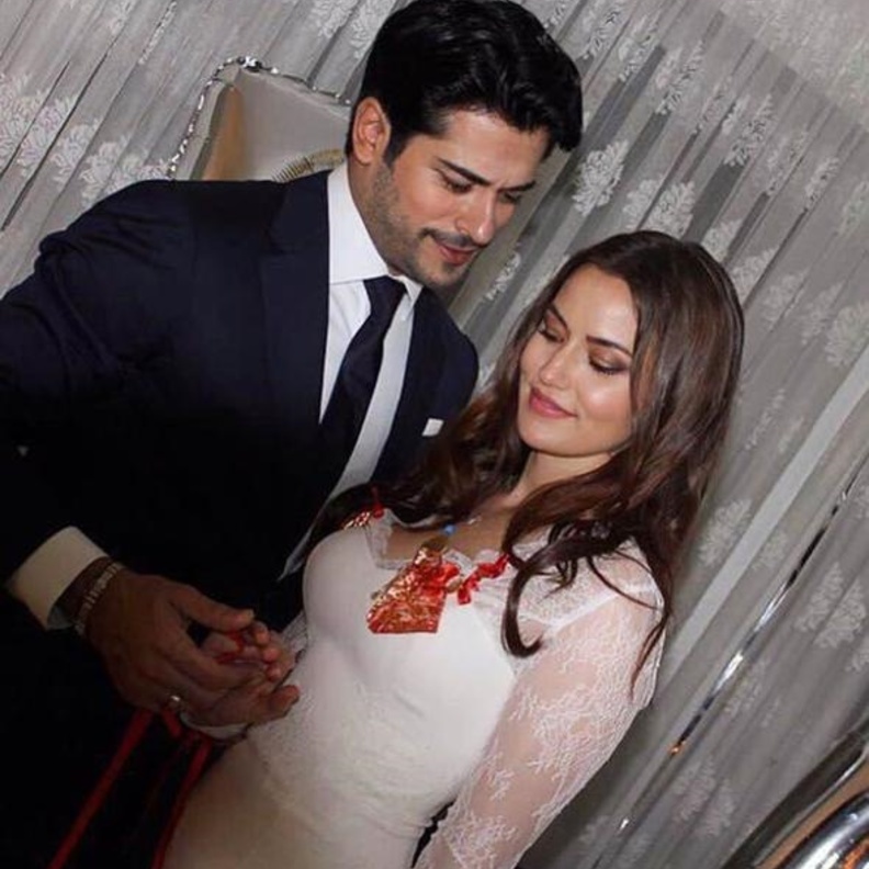 فهرية إفجان وبوراك اوزجفيت