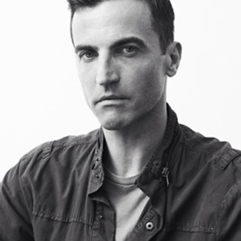 Nicolas Ghesquière المدير الإبداعي للدار