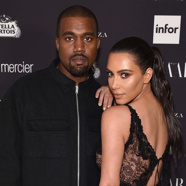 كيم كارداشيان عانت من مشاكل في حمليها السابقين