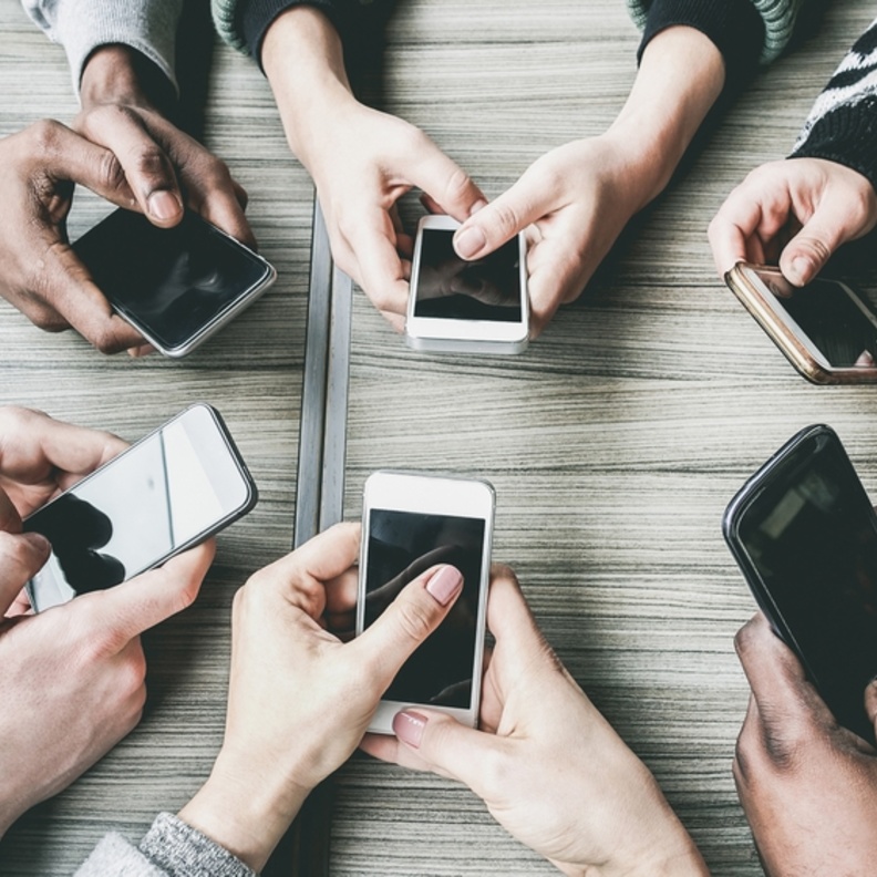 شاشات  OLEDأفضل وأكثر دقة