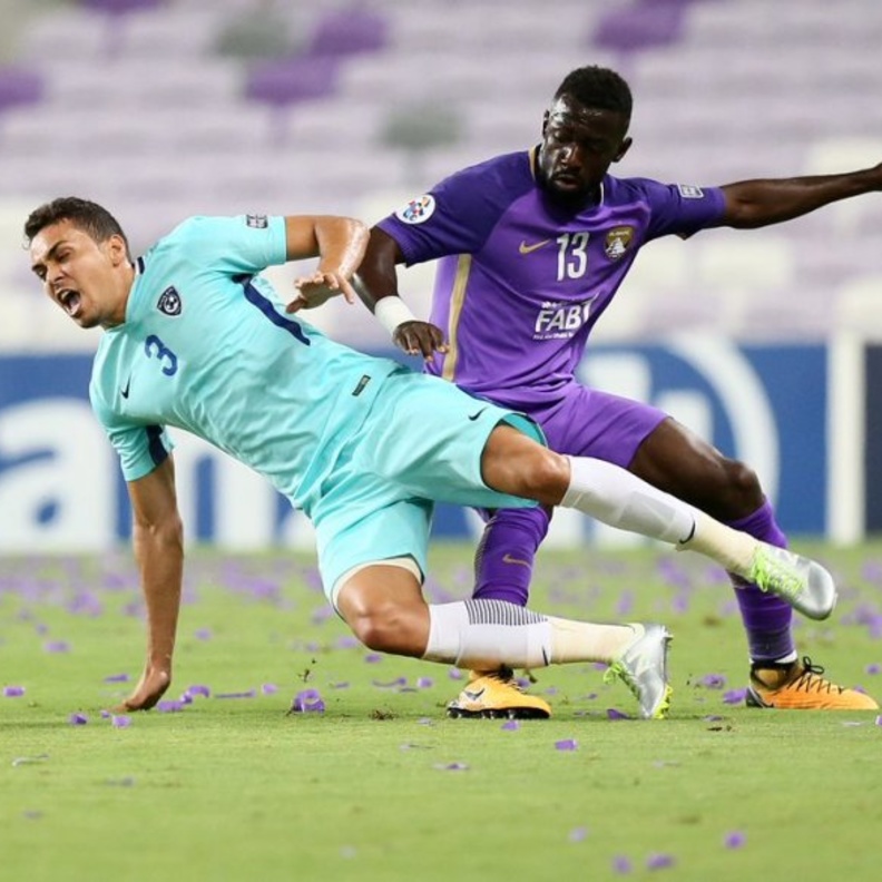 عموري يقود هجوم العين أمام الهلال