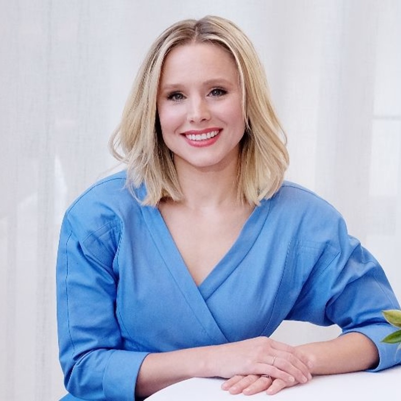 كريستين بيل فتحت باب فندقها للنازحين