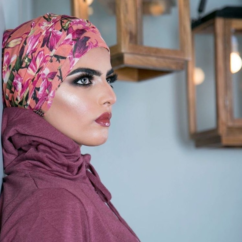 سارة الودعاني تعشق الألوان