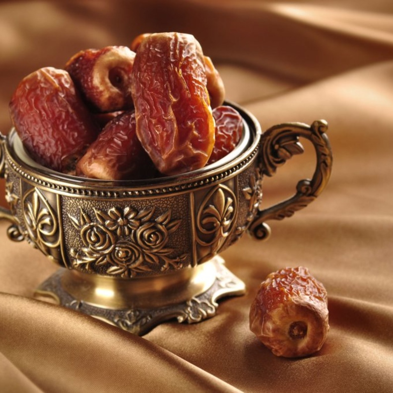  فوائد التمر على الريق للوقاية من الأمراض والعلاج للمرضى