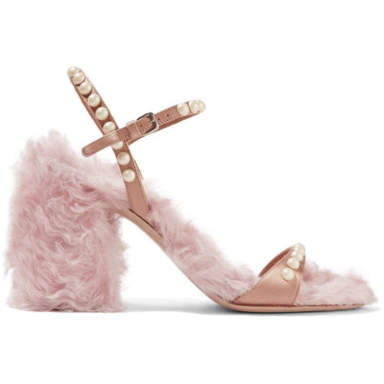 Miu Miu صندل مزين بالفرو واللؤلؤ من 