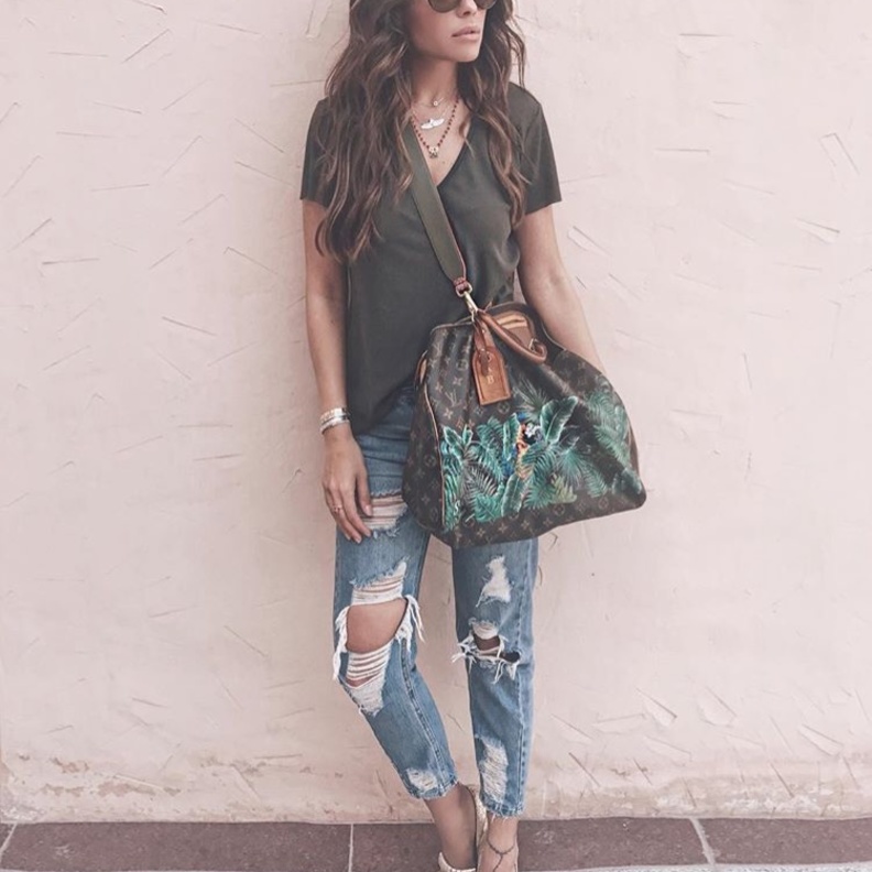 حقيبة عملية من اختيار دانة