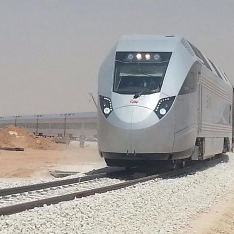 القطار الجديد سيساهم في تقليل مدة السفر بين القريات والرياض من 13 ساعة إلى ثماني ساعات