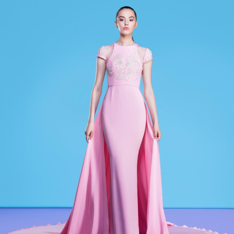 فساتين خطوبة انيقة باللون الزهري من مجموع جورج حبيقة